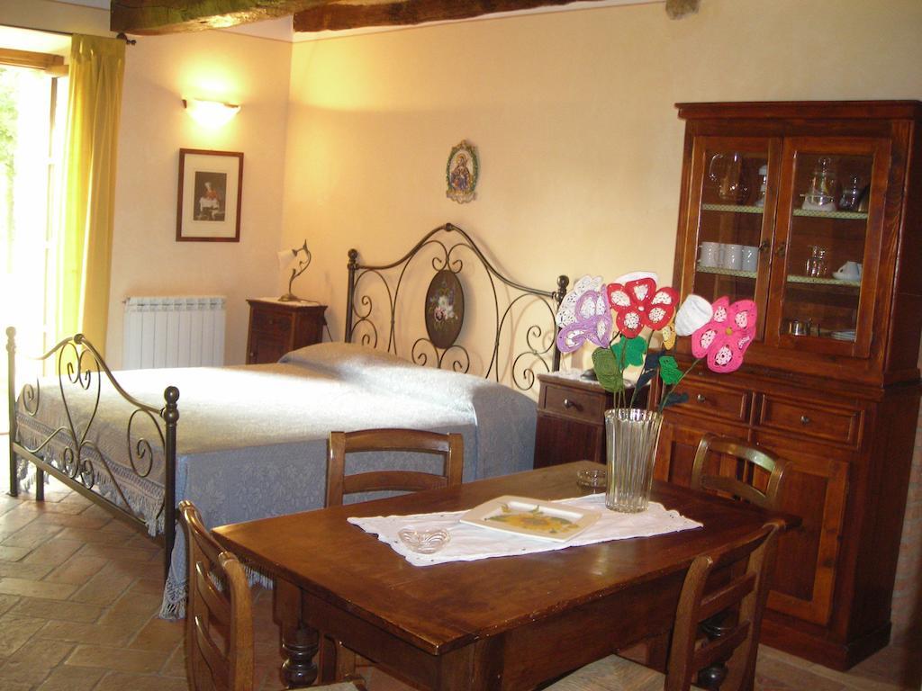 Agriturismo Casagrande Montepulciano Ruang foto